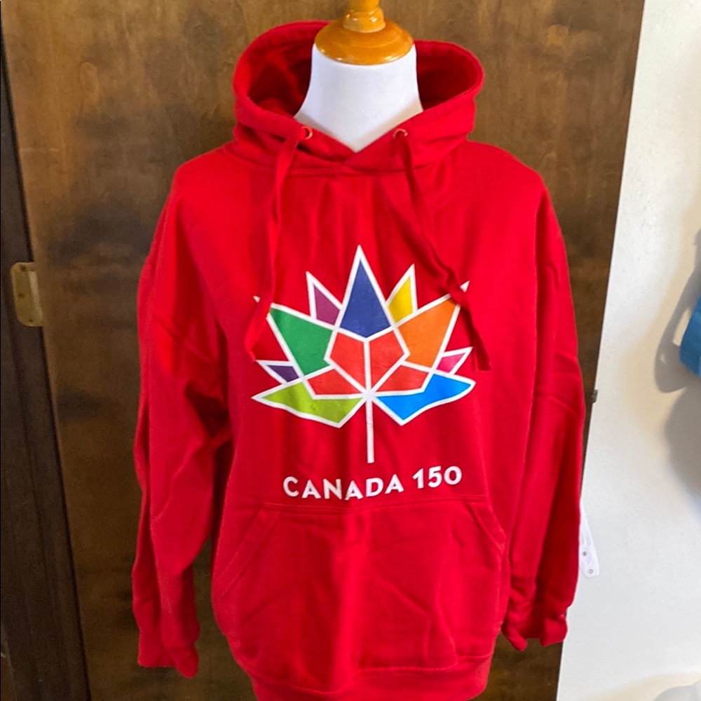 CANADA ATHLETICS Red Canada 150 Year Hoodie with Multicolor Maple Leaf. Size M.